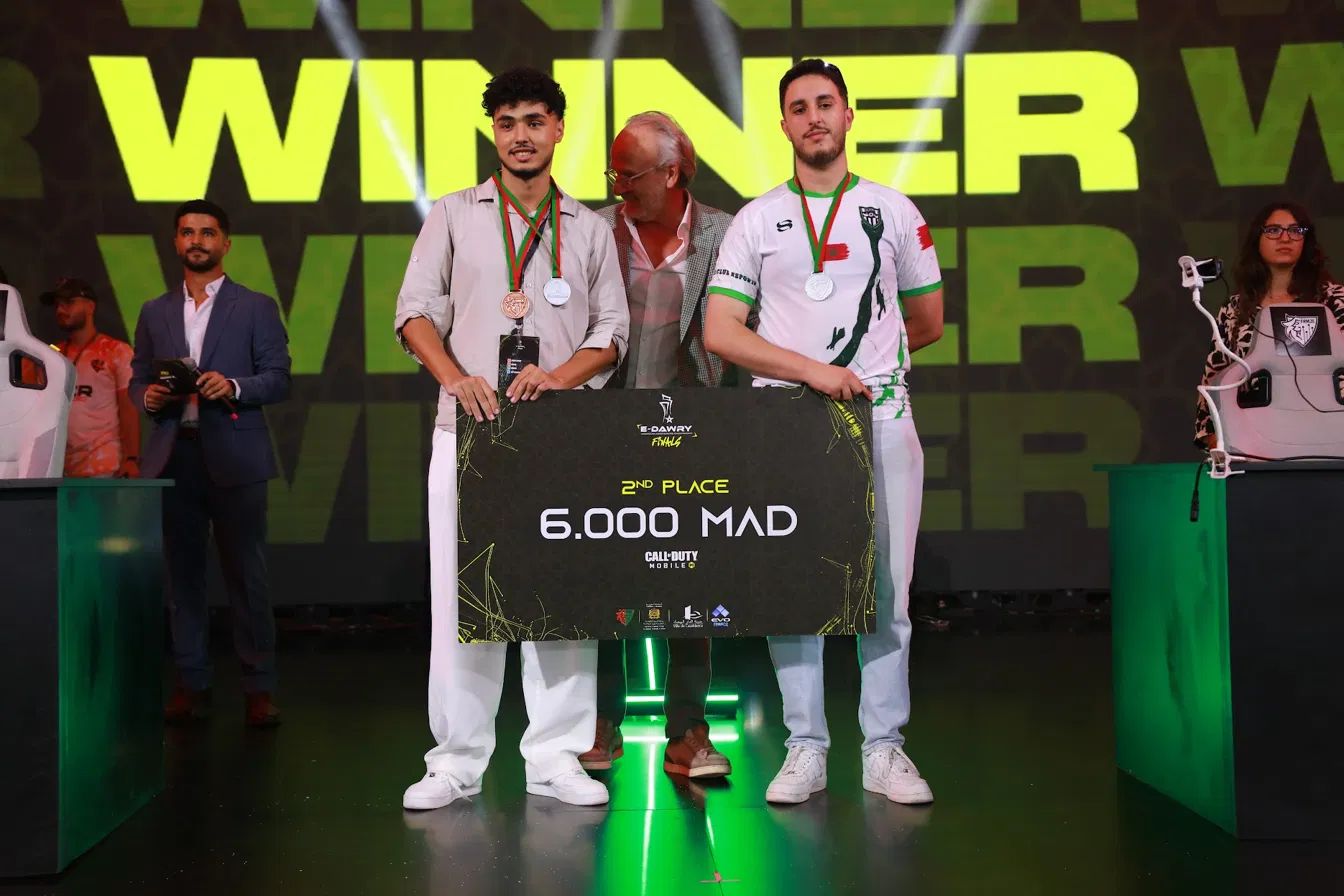 Podium Call of Duty Mobile E-Dawry 2026